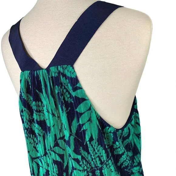Banana Republic Pleated Racer Back Tank Tops Women Size XL Tropical Green Blue - Picture 7 of 15